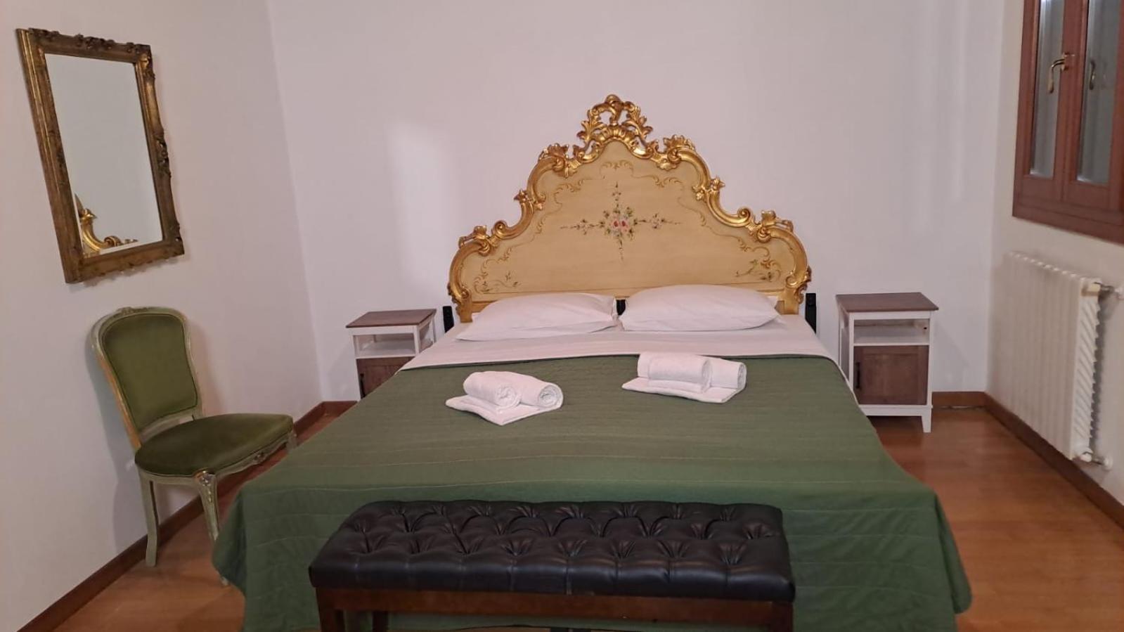 Ca Rialto Apartments Venesia Bagian luar foto